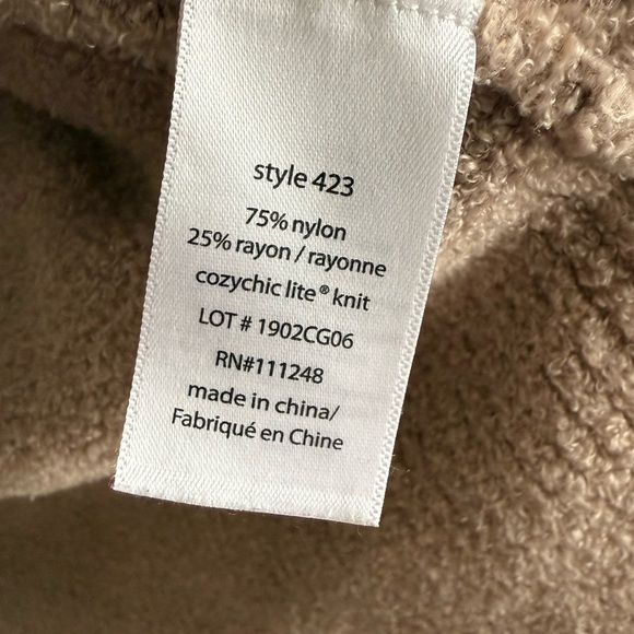 Barefoot Dreams Cardigan - Picture 9 of 11